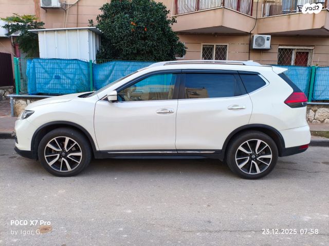 ניסאן אקס טרייל