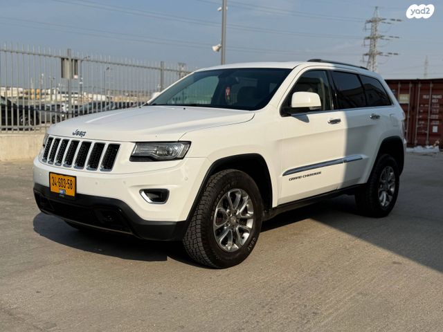 מודעת רכב ג'יפ גרנד צ'ירוקי