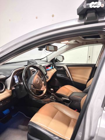 מודעת רכב טויוטה RAV4