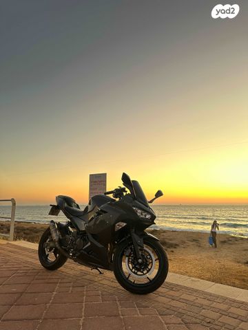 מודעת רכב קאוואסאקי נינג'ה 400