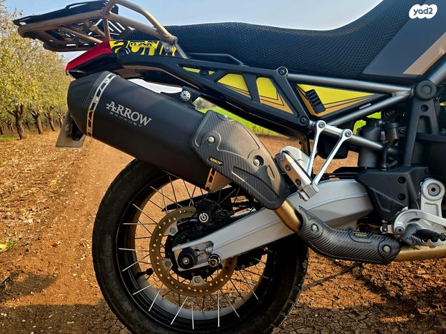 אפריליה Aprilia Tuareg 660