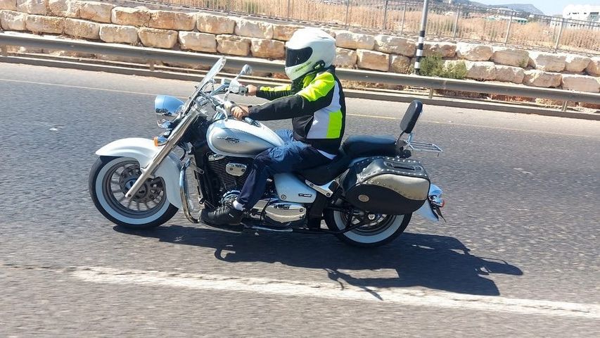 סוזוקי C800 אינטרודר