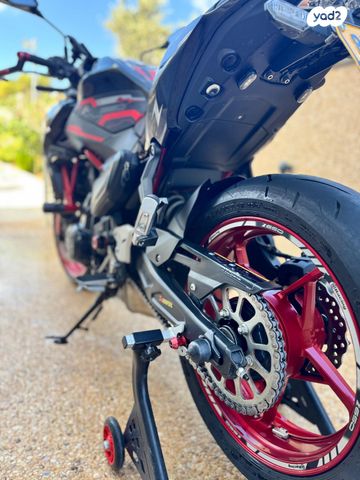 קאוואסאקי Z650