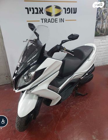 מודעת רכב קימקו דאון-טאון 250ABS