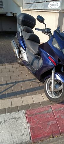 מודעת רכב הונדה סילבר-ווינג 600