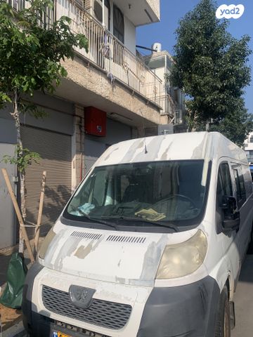 מודעת רכב פיג'ו