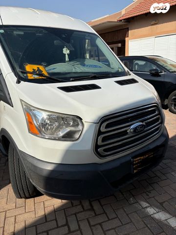 מיניבוסים ורכבי הסעות