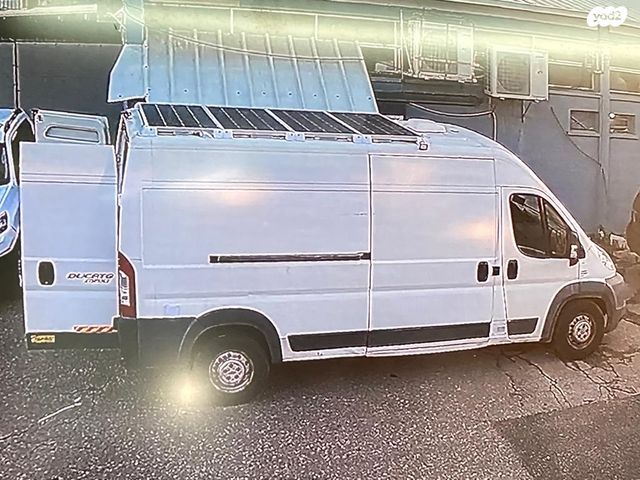 מודעת רכב ממונע אוטוקראוון