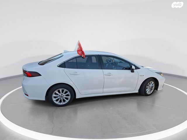 מודעת רכב טויוטה קורולה