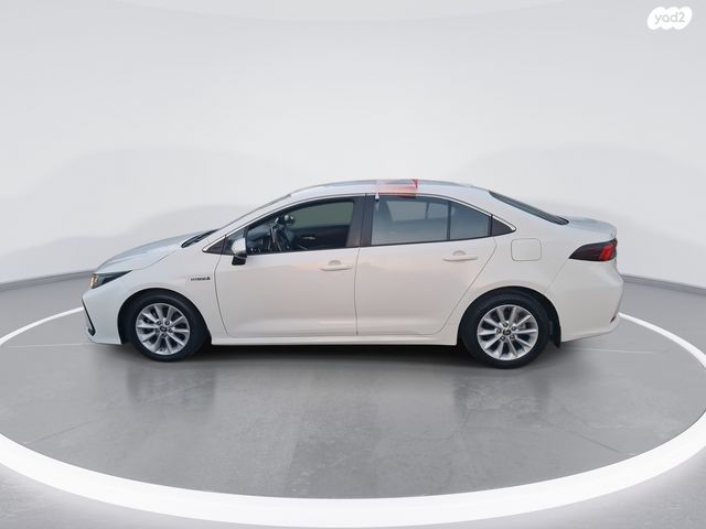 מודעת רכב טויוטה קורולה