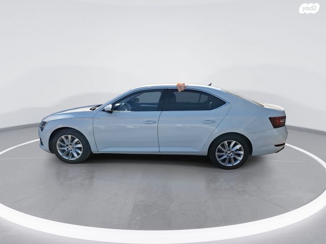 מודעת רכב סקודה סופרב