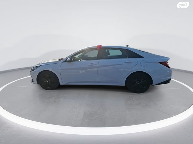 יונדאי אלנטרה