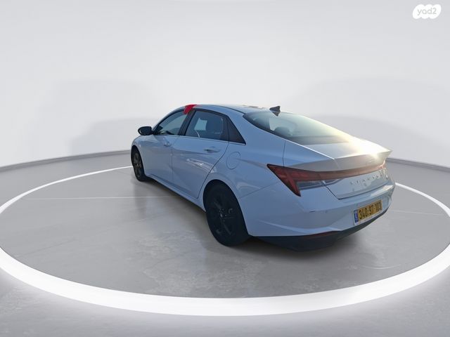 יונדאי אלנטרה