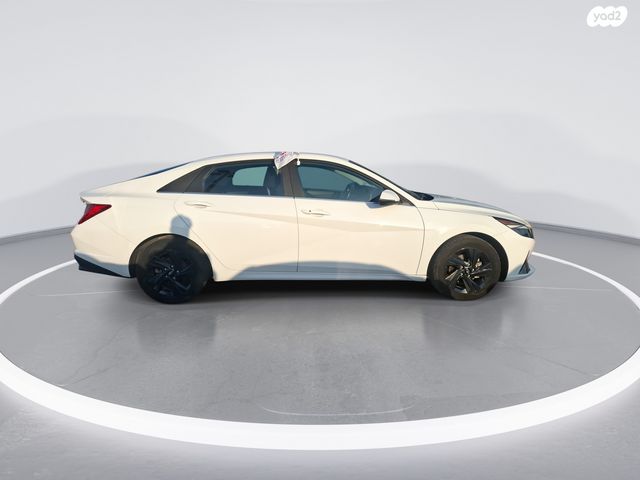 יונדאי אלנטרה