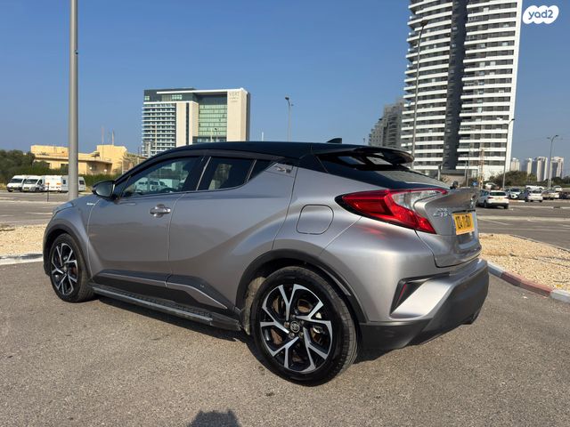 טויוטה C-HR