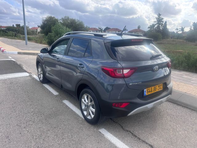 מודעת רכב קיה סטוניק