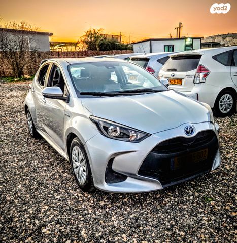 מודעת רכב טויוטה יאריס