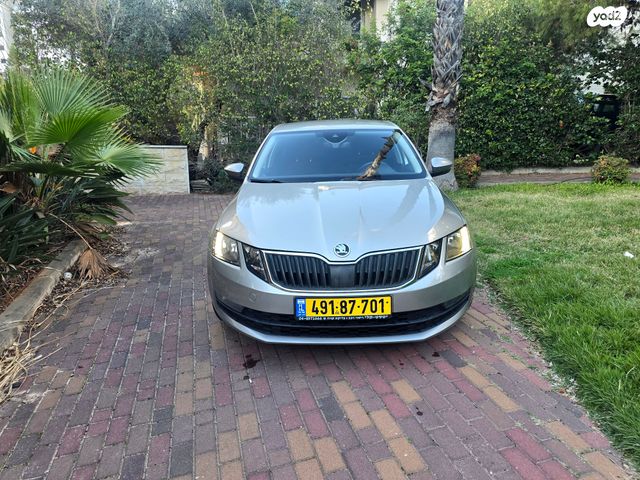סקודה אוקטביה 