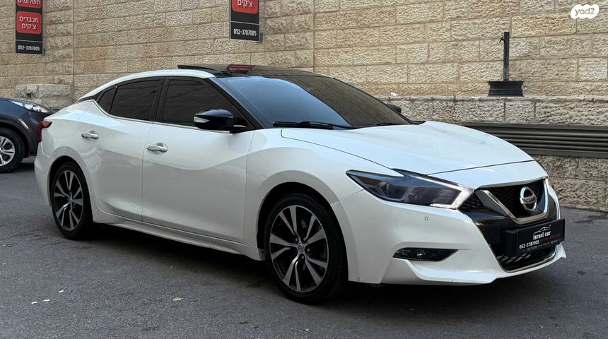 ניסאן מקסימה