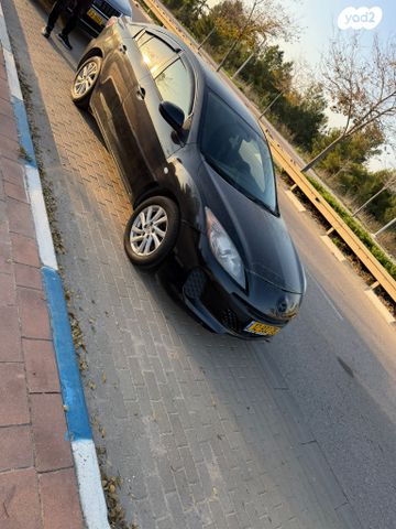 מודעת רכב מאזדה 3