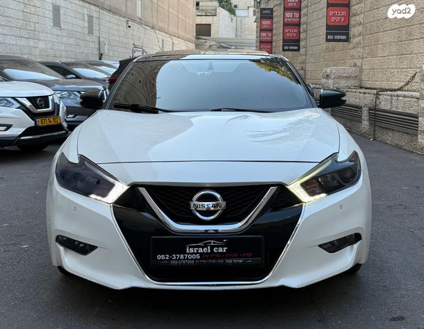 ניסאן מקסימה