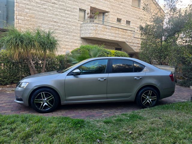 סקודה אוקטביה 