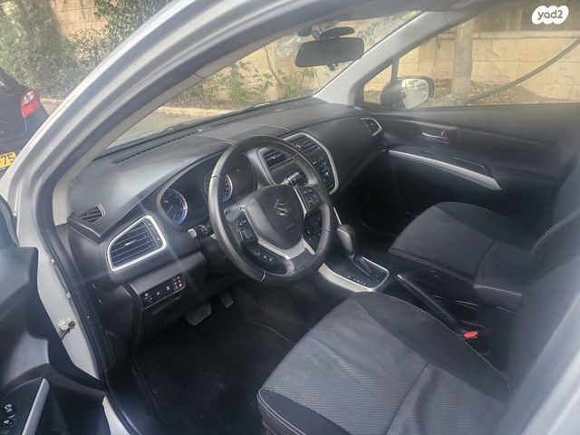 סוזוקי קרוסאובר