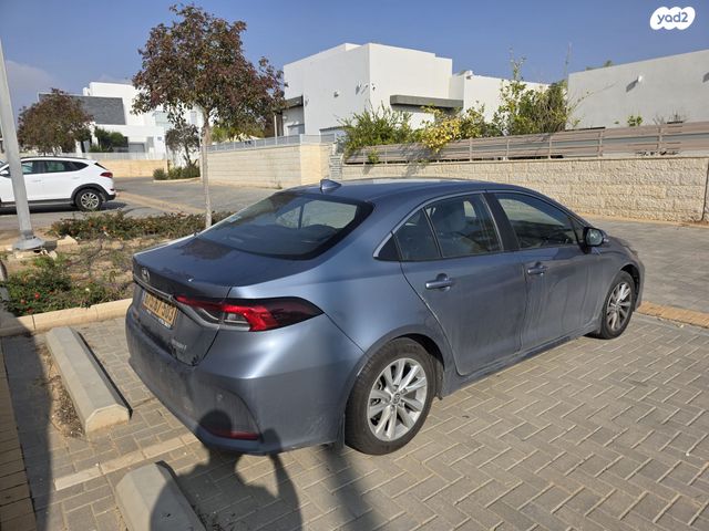 טויוטה קורולה
