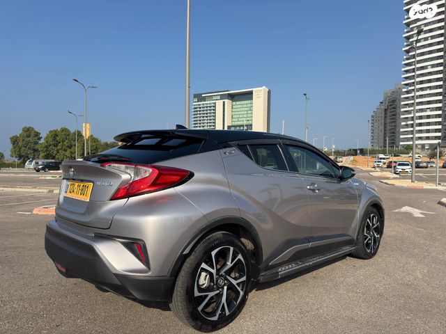 טויוטה C-HR