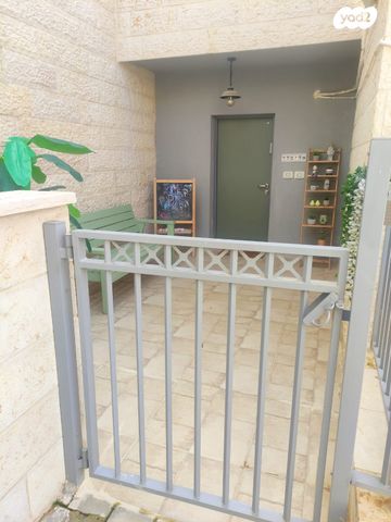 דירה, שוהם 1, עלי זהב, עלי זהב