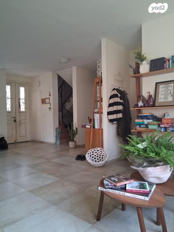 דרך הלולים 152