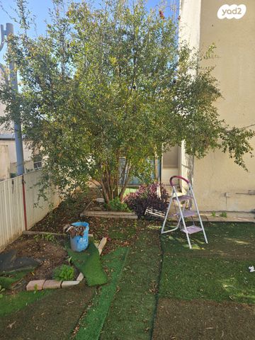 דירת גן, יוסף חיים 3, בן גוריון, שדרות