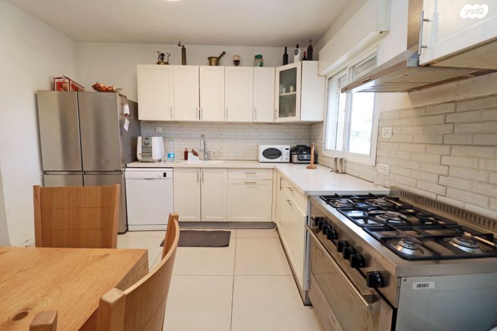 דו משפחתי, עירית 24, שאר העיר, רמת ישי