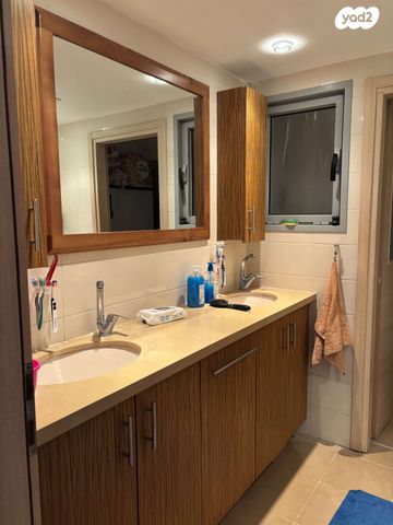 דירה, שדרות המעפילים 10, ארגמן, נס ציונה