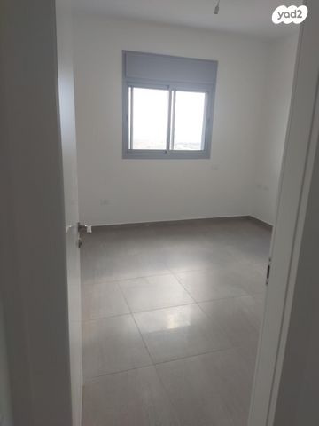 דירה, דרך ארץ 34, עיר היין, אשקלון