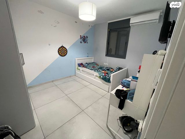 יצחק שמיר 30