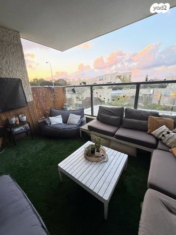 דירה, הנביאים 2, הנביאים, מודיעין מכבים רעות