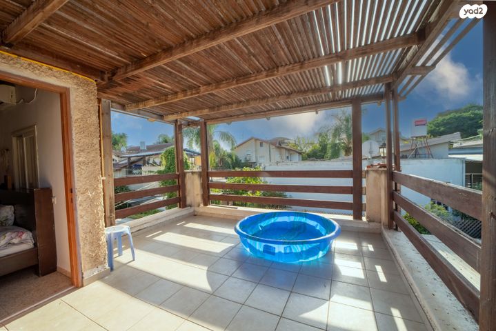 דו משפחתי, אגוז 39, שאר העיר, רמת ישי