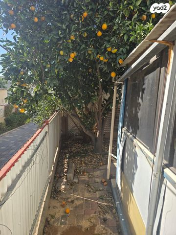 דירת גן, יוסף חיים 3, בן גוריון, שדרות