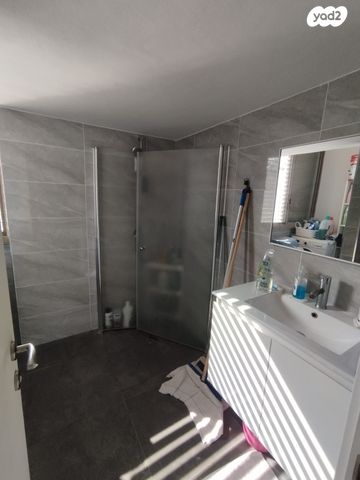 דירה, דליה 8, מרכז העיר, סביניה, הוותיקה, קרית ביאליק