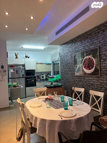 דירה, שדרות המעפילים 10, ארגמן, נס ציונה