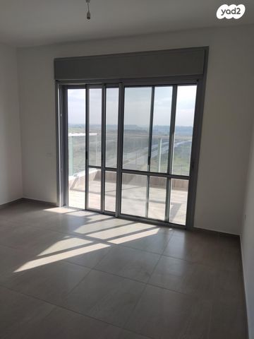 דירה, דרך ארץ 34, עיר היין, אשקלון