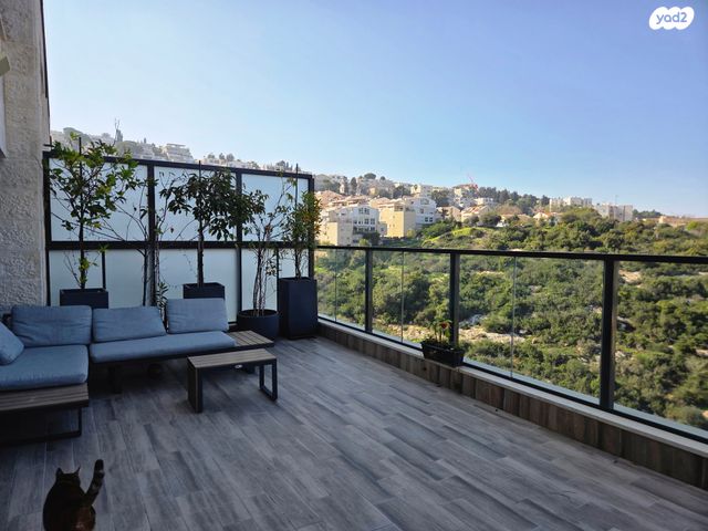 דופלקס, יהורם גאון 7, גבעת זמר, חיפה