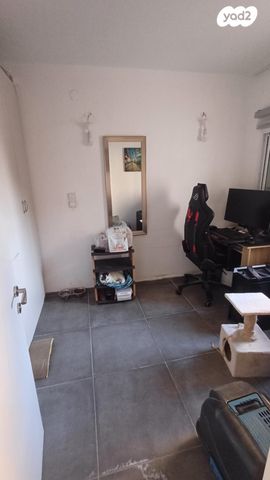 דירה, הרצל 44, מרכז העיר, חדרה