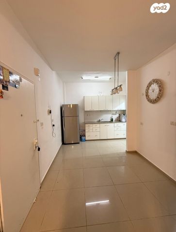 דירה, פנחס אפשטיין 6, הר שלום, בני ברק