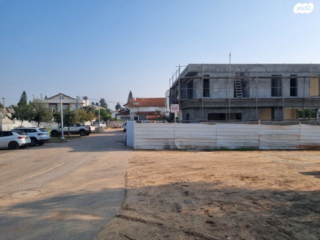 מגרשים, בת יפתח 2, קפלן, בנה ביתך, כפר סבא