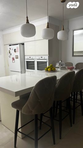 דירה, אליעזר קשאני 22, ארמון הנציב, תלפיות מזרח, ירושלים