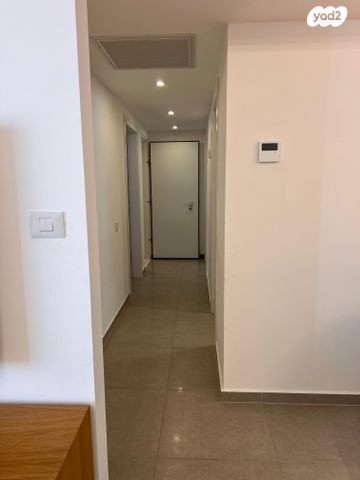 דירה, דרך היער 3, שער הגיא מערב, יקנעם עילית