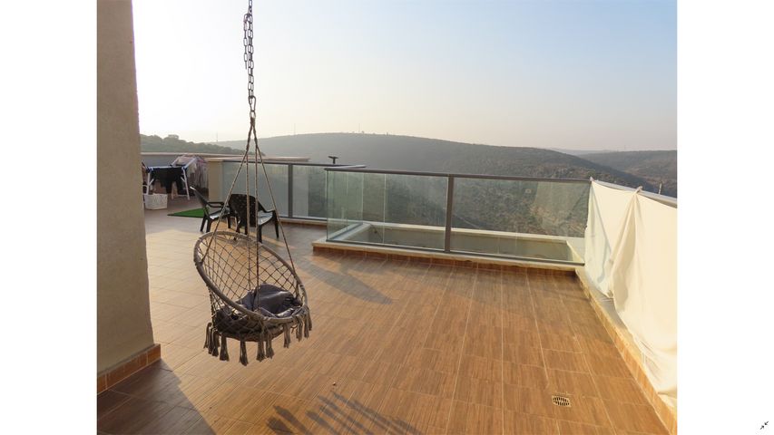 גג/ פנטהאוז, הגאון מוילנה 12, עמנואל, עמנואל