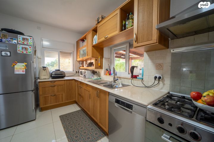 דו משפחתי, אגוז 39, שאר העיר, רמת ישי